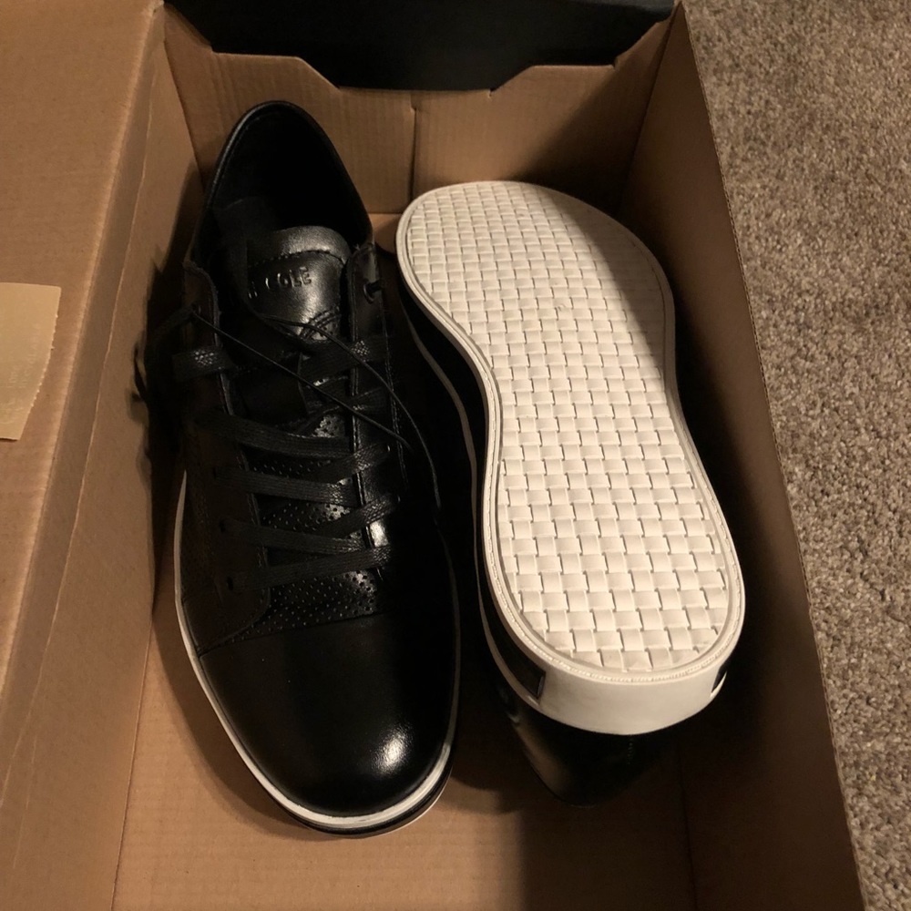 Men’s shoes
